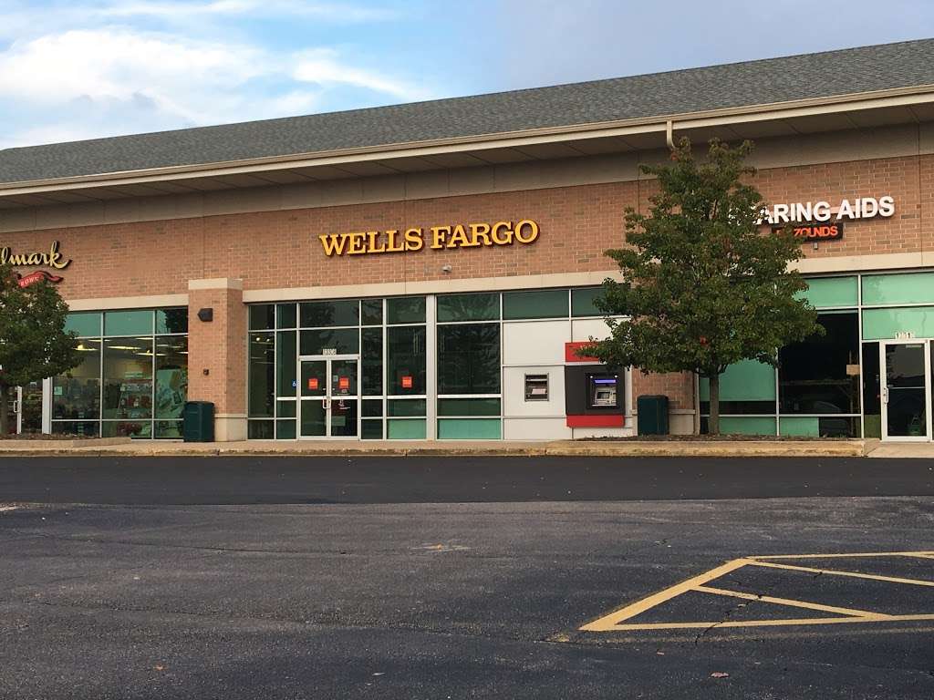 Wells Fargo Bank | 13308 Village Green Dr, Huntley, IL 60142, USA | Phone: (847) 669-7360