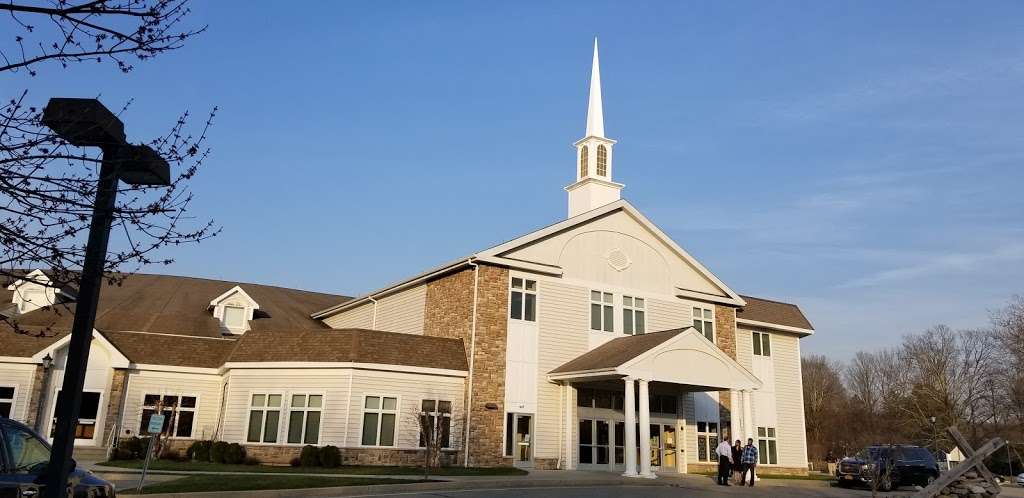 Walnut Hill Community Church | 156 Walnut Hill Rd, Bethel, CT 06801, USA | Phone: (203) 796-7373