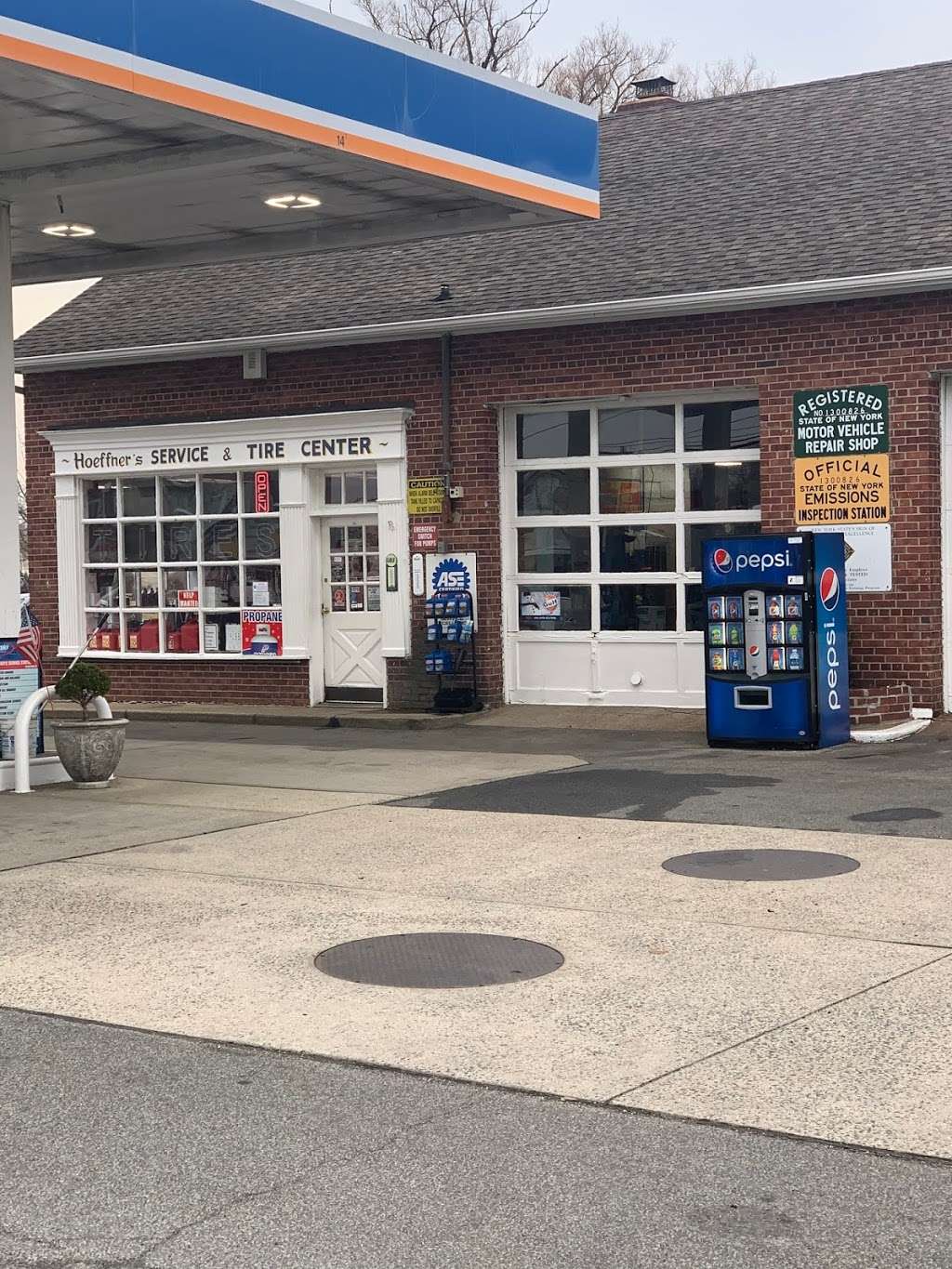 Hoffner's Service Station in 940 Rosedale Rd, Valley Stream, NY 11581, USA