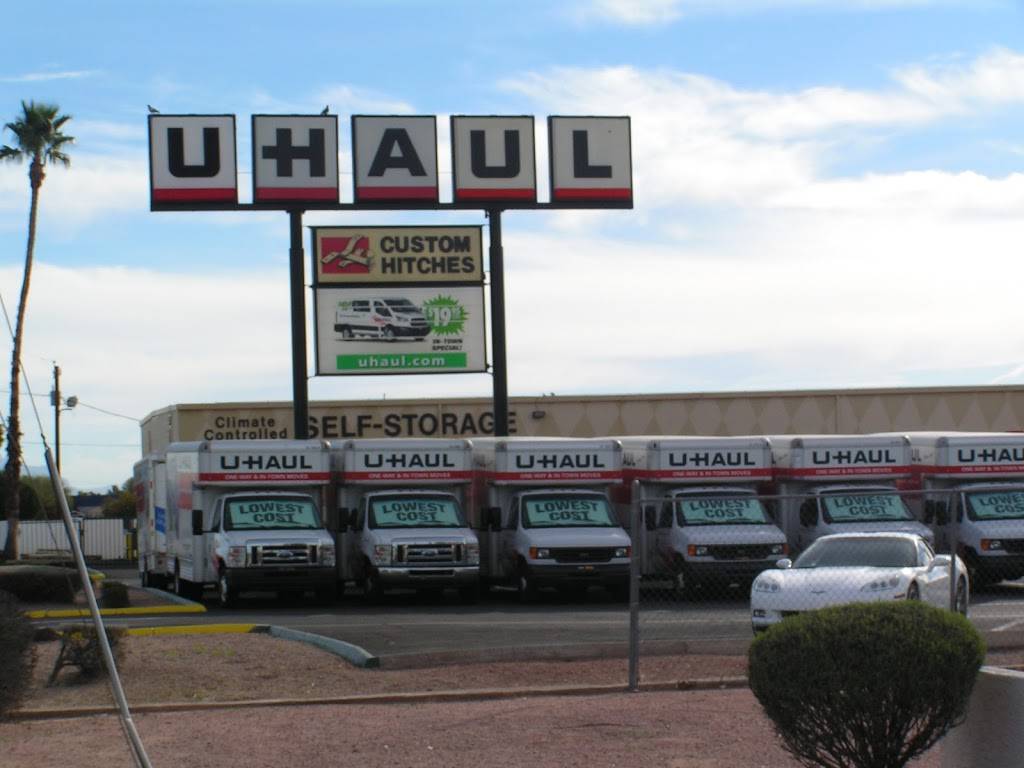 U-Haul Moving & Storage at Main & Lindsay | 2947 E Main St, Mesa, AZ 85213 | Phone: (480) 324-1120