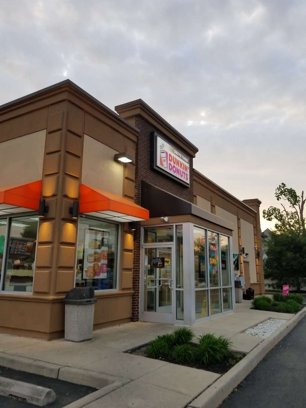 Dunkin Donuts | 302 N Delsea Dr, Clayton, NJ 08312, USA | Phone: (856) 307-9200