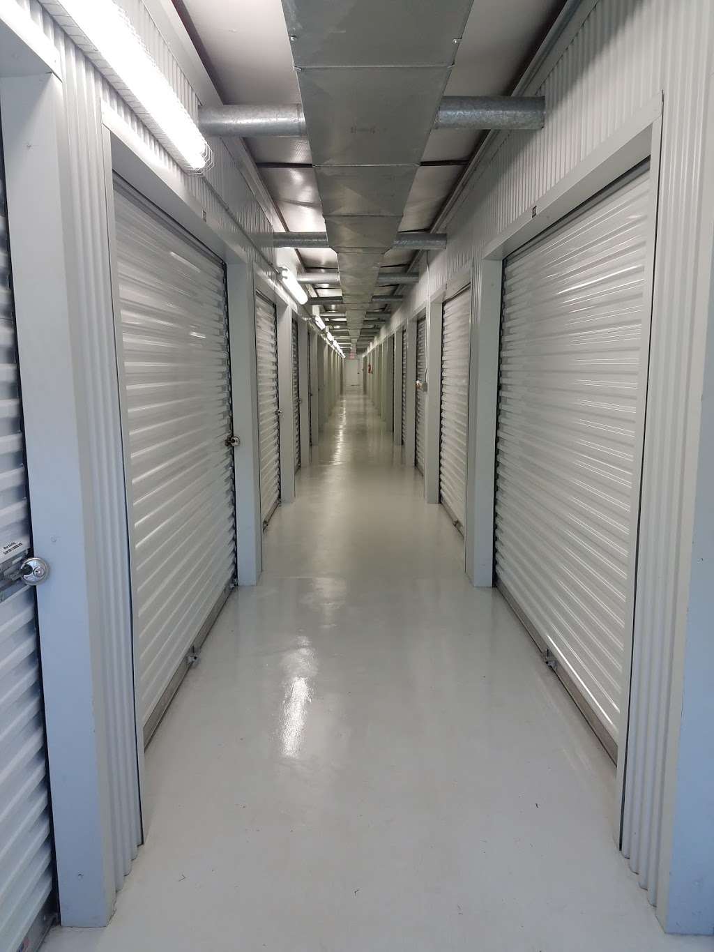 Sawdust Road Self Storage | 1626 Sawdust Rd, The Woodlands, TX 77380, USA | Phone: (281) 462-5596