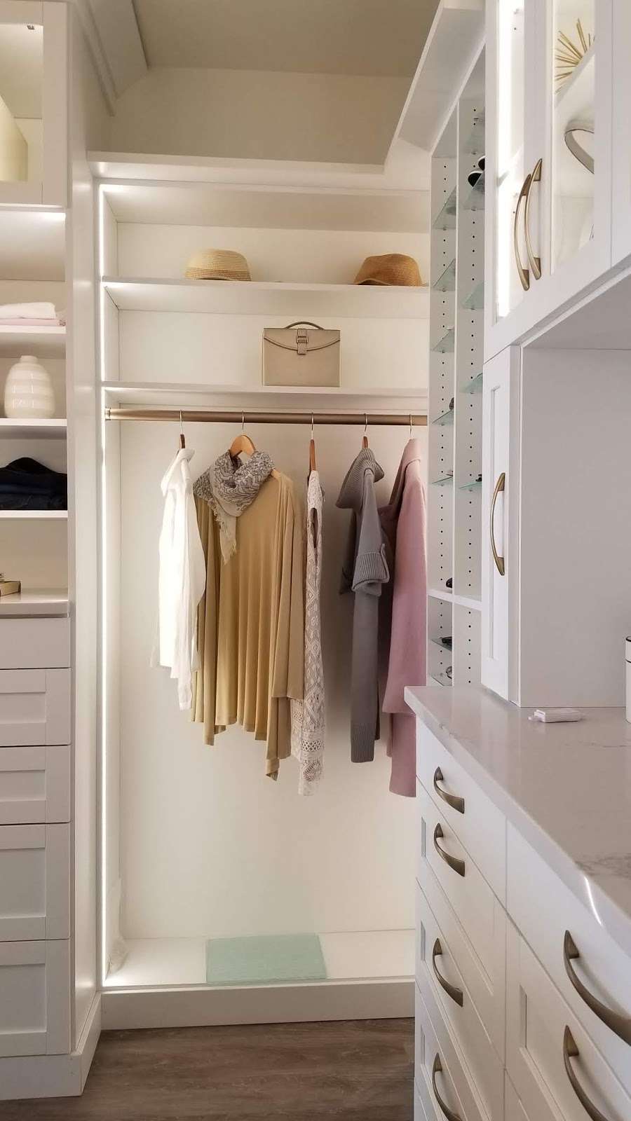 Inspired Closets San Antonio | 923 N Loop 1604 E #107, San Antonio, TX 78232, USA | Phone: (210) 256-7387