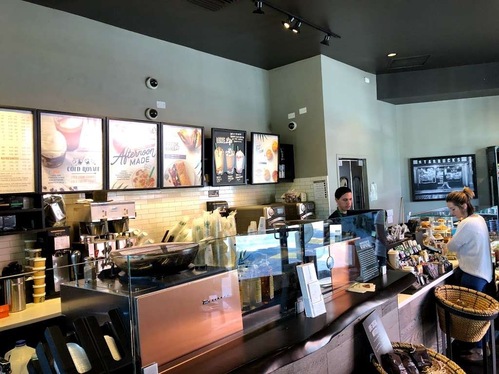 Starbucks | 2000 El Camino Real, Palo Alto, CA 94306 | Phone: (650) 320-8125