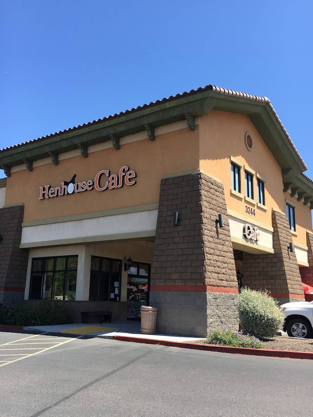 Henhouse Cafe | 3244 E Guadalupe Rd, Gilbert, AZ 85234, USA | Phone: (480) 219-7379