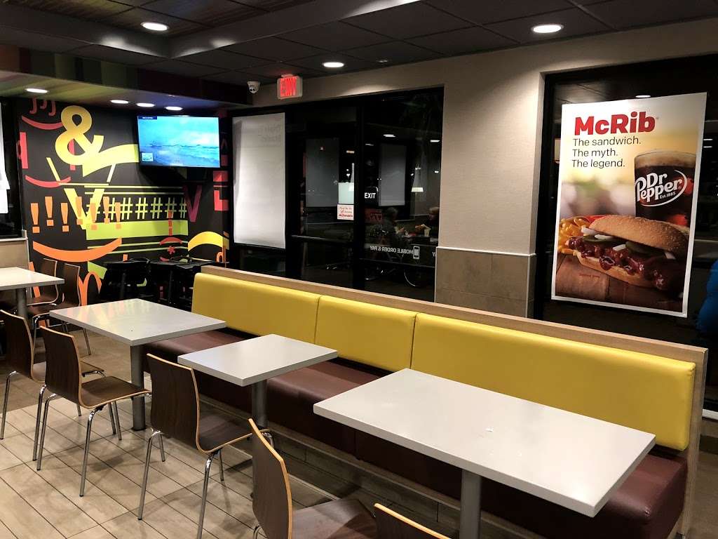 McDonalds | 3445 Ronald McNair Way, Titusville, FL 32780, USA | Phone: (321) 268-5111