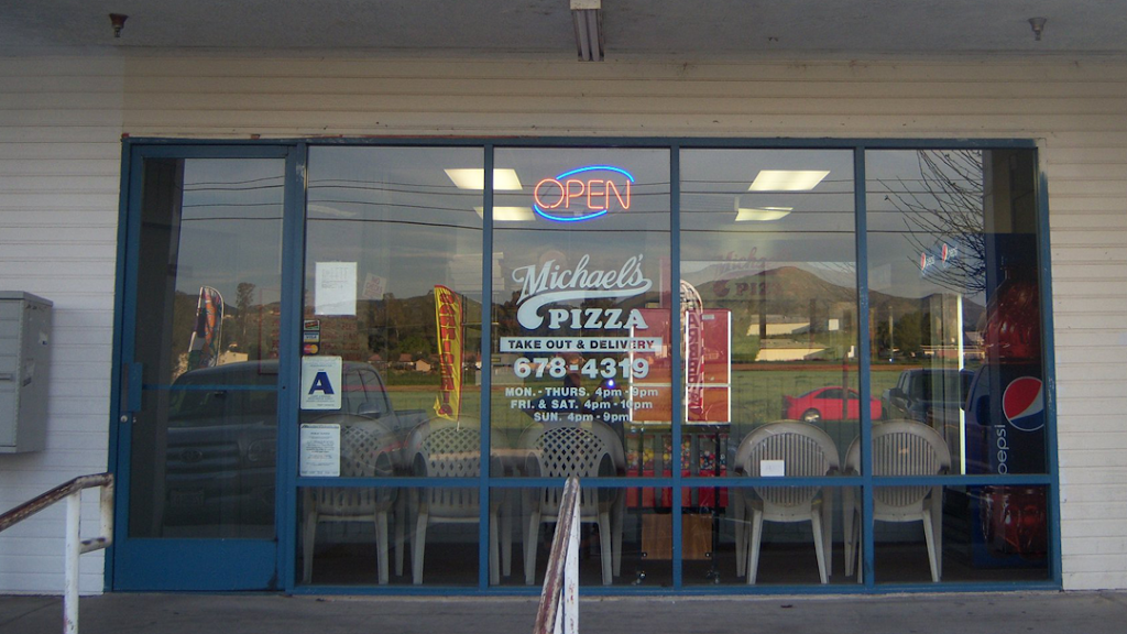 Michaels Pizza | 21465 Palomar St, Wildomar, CA 92595, USA | Phone: (951) 678-4319