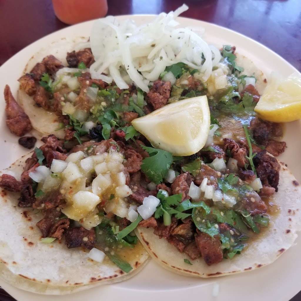 Super Tacos Panchitos | Byron St, Corona, CA 92879, USA | Phone: (951) 444-6699