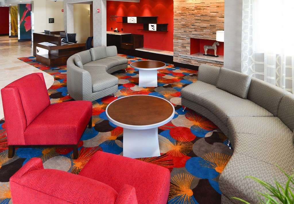 Fairfield Inn & Suites by Marriott Houston North/Spring | 24485 Interstate 45 N, Spring, TX 77380, USA | Phone: (281) 719-8460