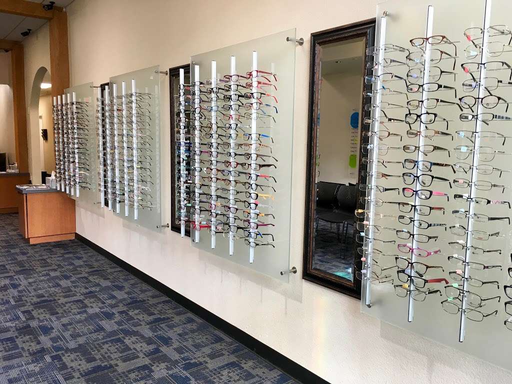 Optical Outlets | 1025 Oviedo Mall Boulevard, Oviedo, FL 32765 | Phone: (407) 977-3100