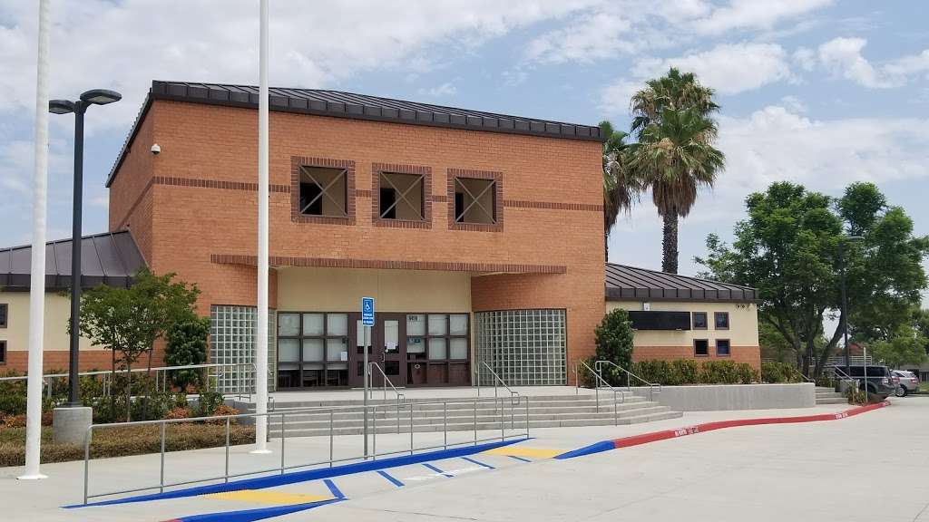 Los Amigos Elementary School | 8498 E 9th St, Rancho Cucamonga, CA 91730, USA | Phone: (909) 982-8387