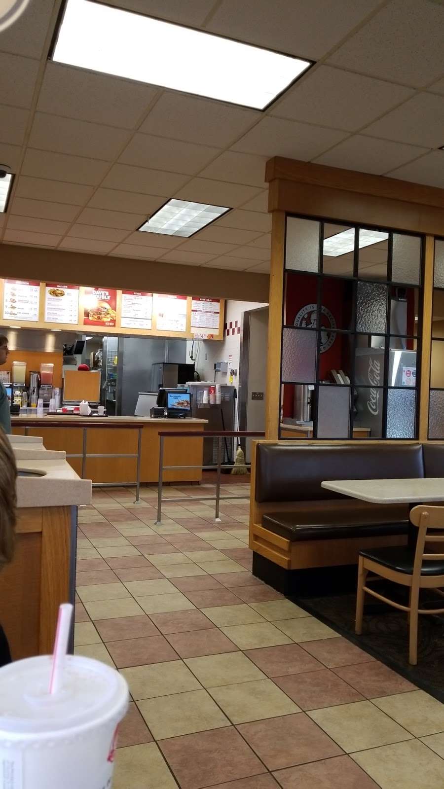 Wendys | 1064 W Broadway St, Monticello, IN 47960, USA | Phone: (574) 583-0508