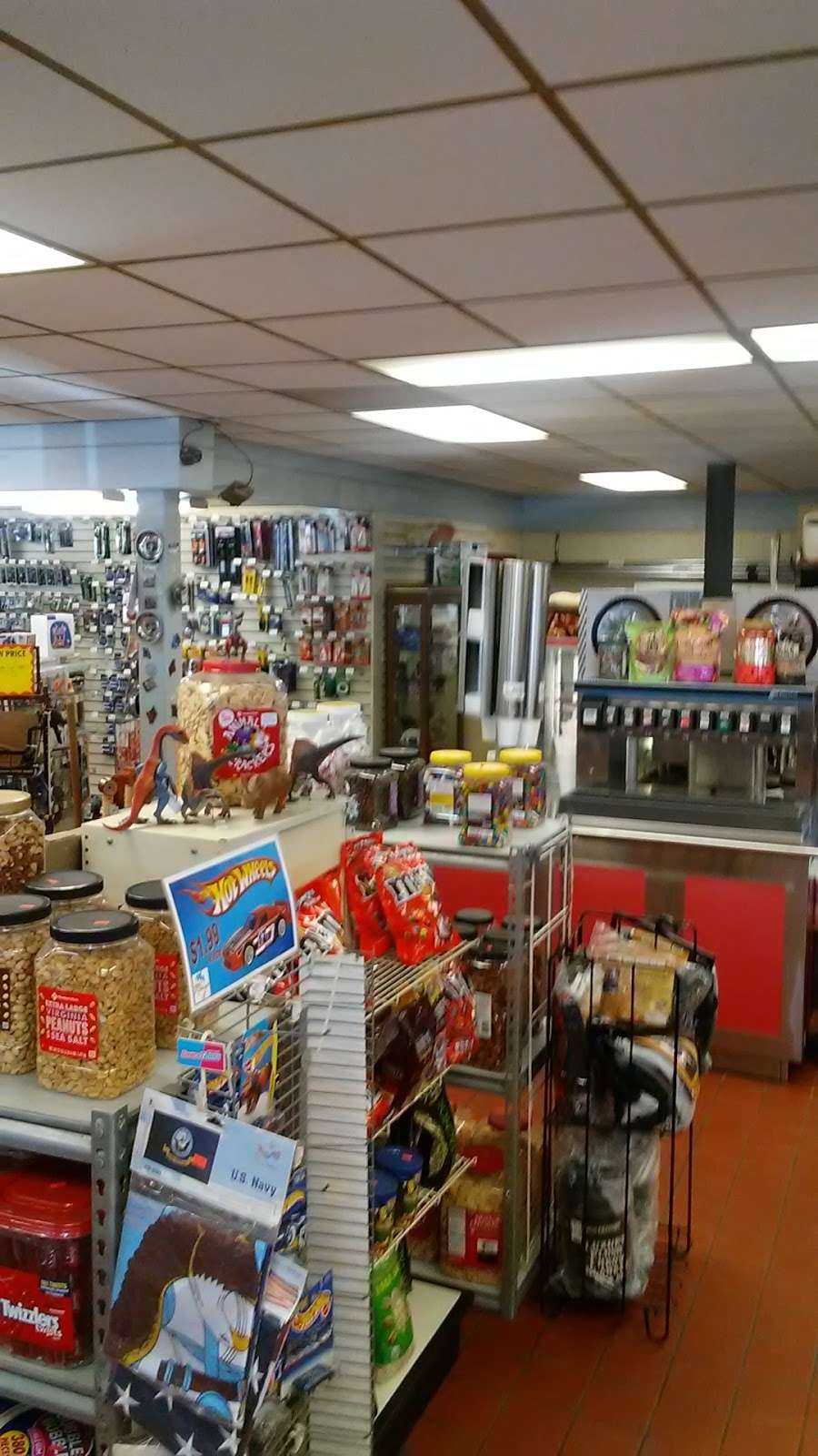 FARRIS TRUCK STOP | 1303 Grand Dd SE, Faucett, MO 64448, USA | Phone: (816) 238-5665