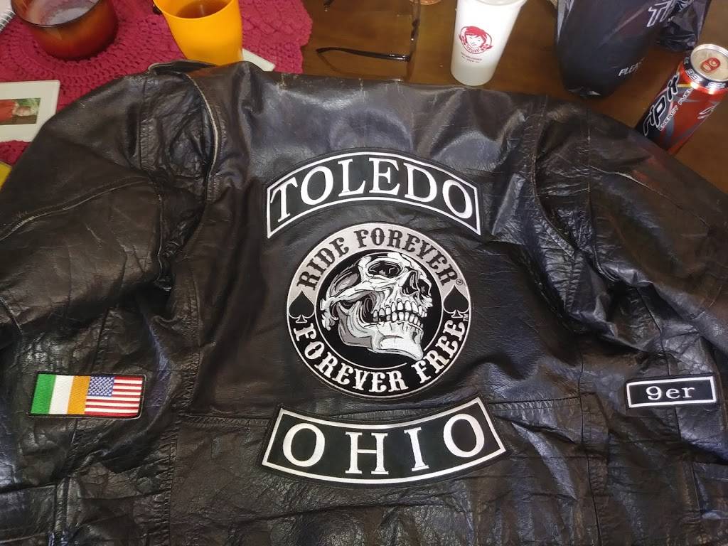 Leather & Jeans | 1641 N Reynolds Rd, Toledo, OH 43615, USA | Phone: (419) 536-6367