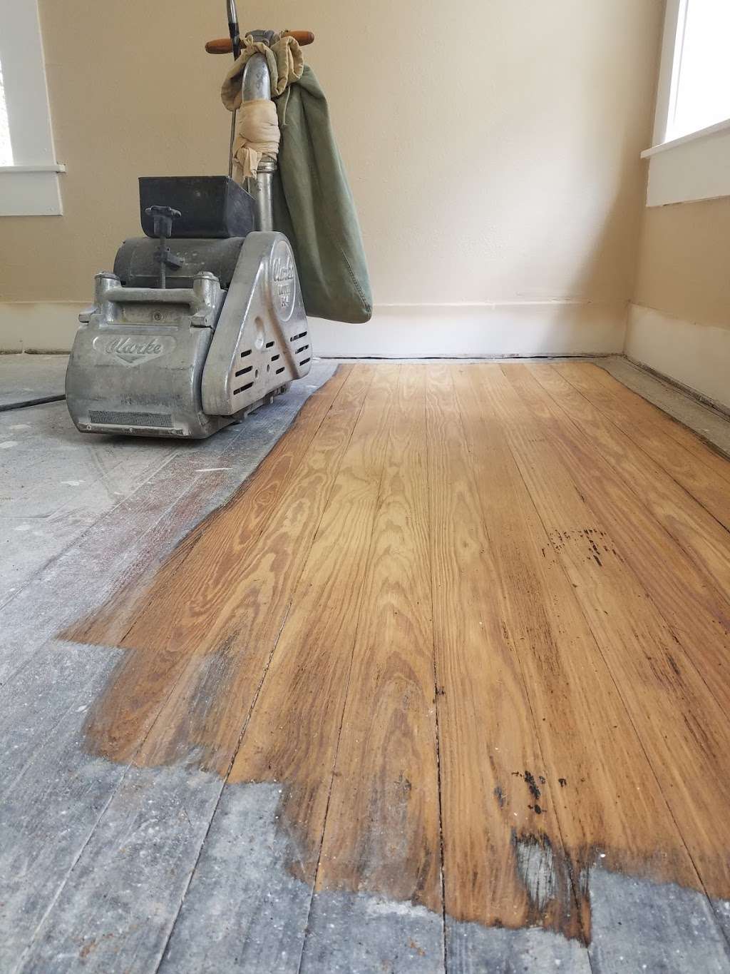 Best Wood Floor Sanding | 326 W Burcham Ave, San Antonio, TX 78221, USA | Phone: (210) 214-8413