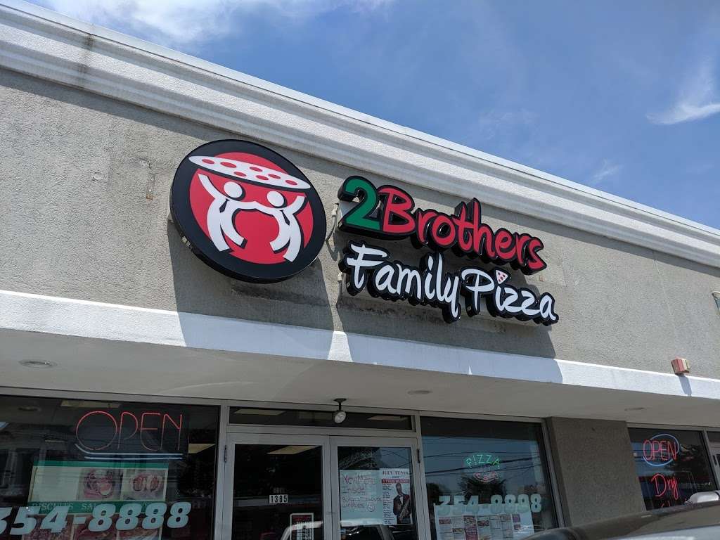 2 brothers family pizza | 1385 Mineral Spring Ave, North Providence, RI 02904, USA | Phone: (401) 354-2852