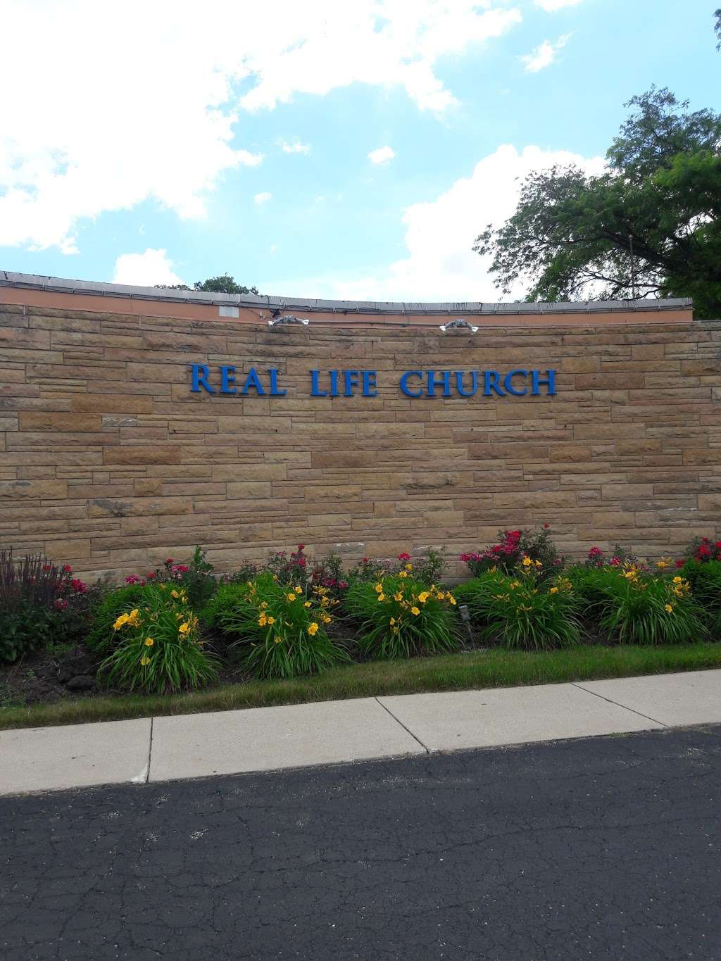 Real Life Church | N Neltnor Blvd, West Chicago, IL 60185, USA | Phone: (630) 562-3073