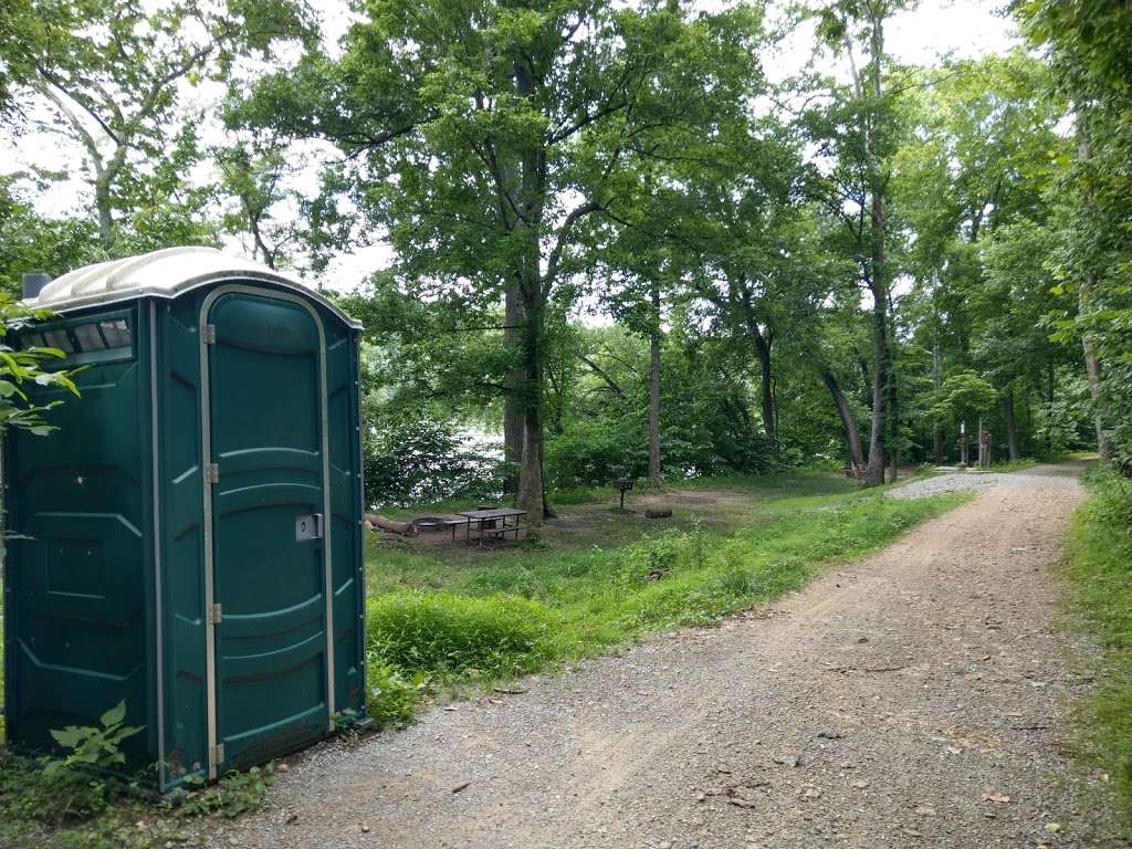 Huckleberry Hill Campsite | Chesapeake and Ohio Canal Towpath, Knoxville, MD 21758, USA