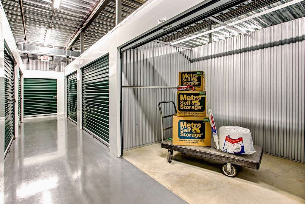 Metro Self Storage | 1205 S Neltnor Blvd, West Chicago, IL 60185, USA | Phone: (630) 206-3245