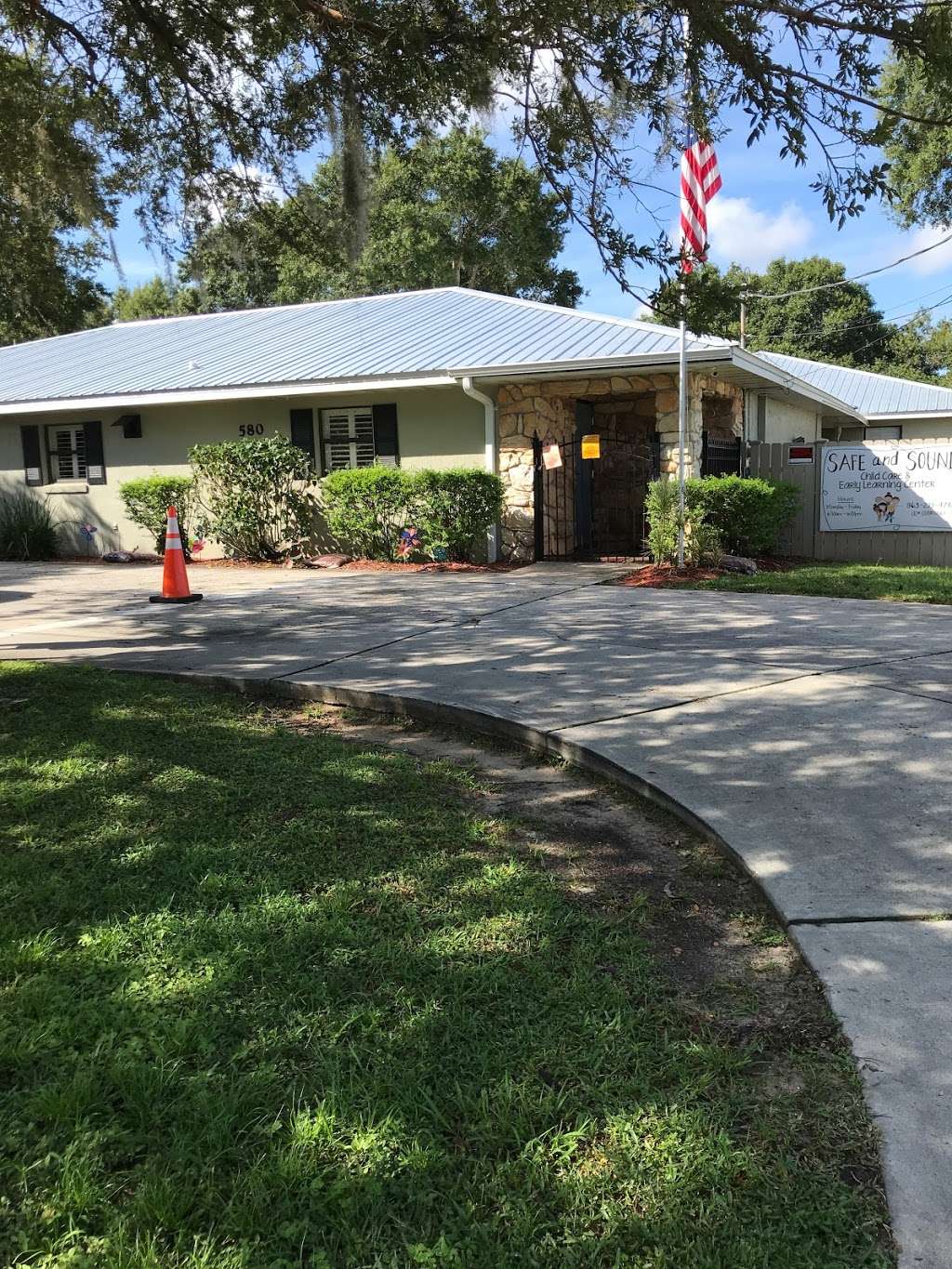 Safe and Sound Child Care and Early Learning Center | 580 E Laurel Ave, Eagle Lake, FL 33839 | Phone: (863) 299-4748