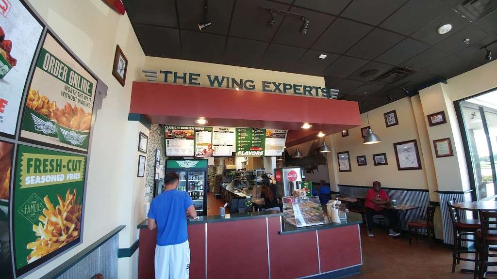 Wingstop | 7039 FM 1464 #210, Richmond, TX 77407 | Phone: (281) 240-9464