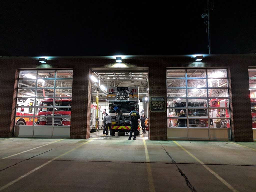 Crown Point City Fire Department | 126 N East St, Crown Point, IN 46307, USA | Phone: (219) 662-3248