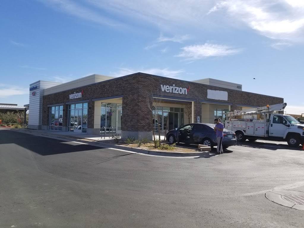 Verizon Authorized Retailer – Victra | 4025 S Gilbert Rd Suite 1, Chandler, AZ 85249, USA | Phone: (480) 739-2701
