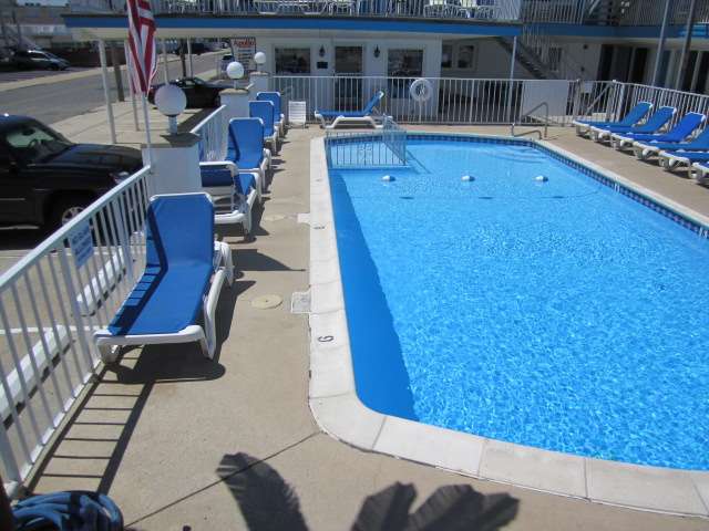 Apollo Resort Motel | 407 E St Paul Ave, Wildwood Crest, NJ 08260, USA | Phone: (609) 522-9300