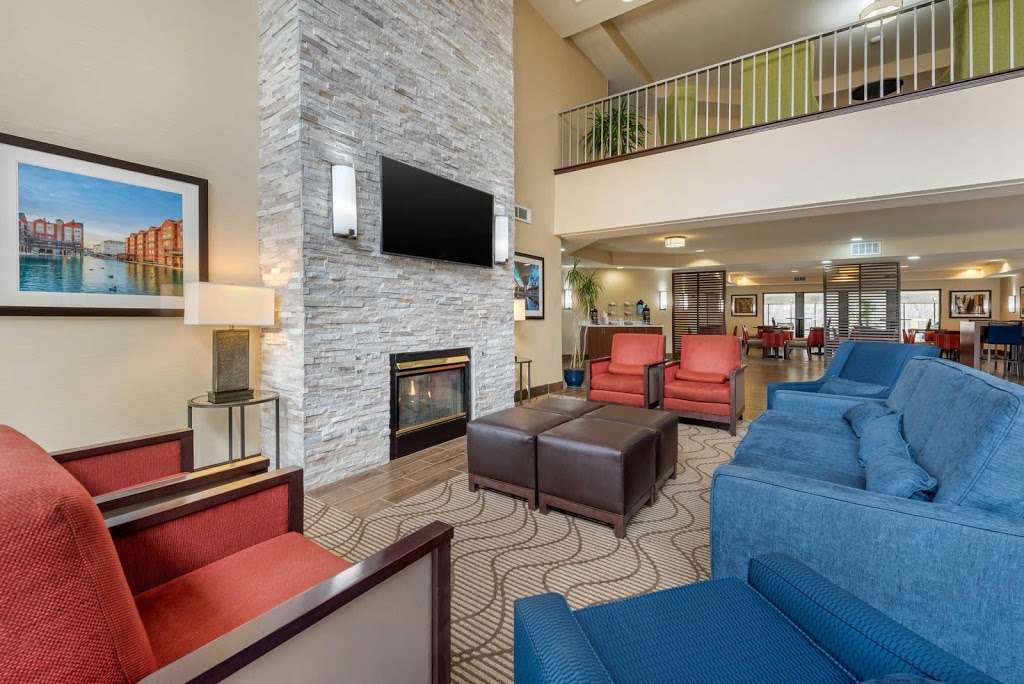 Comfort Suites Lafayette University Area | 31 Frontage Rd, Lafayette, IN 47905 | Phone: (765) 447-0016