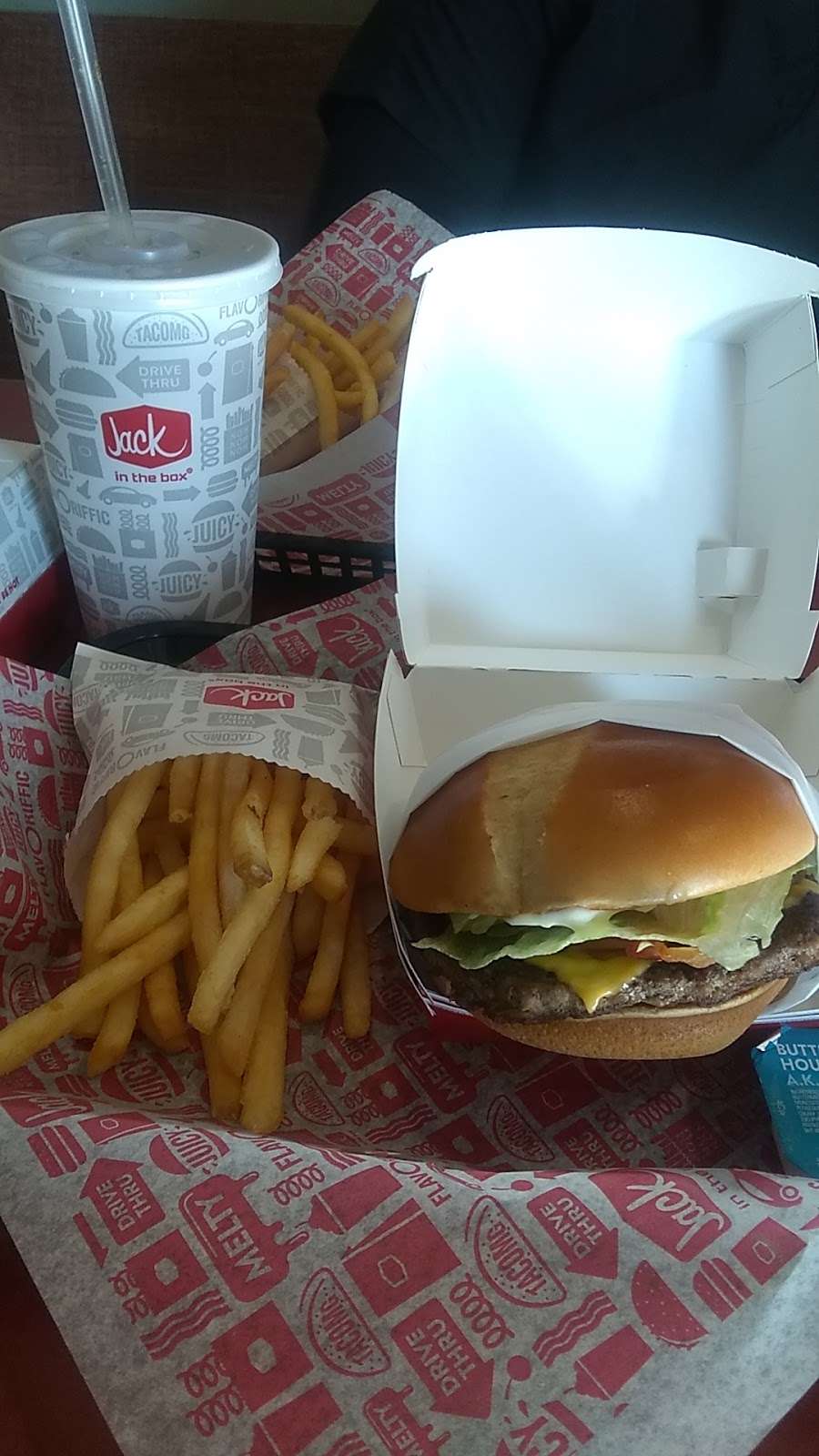 Jack in the Box | 6120 S 35th Ave, Phoenix, AZ 85041, USA | Phone: (602) 276-3653 Jack in the Box | 6120 S 35th Ave, Phoenix, AZ 85041, USA | Phone: (602) 276-3653