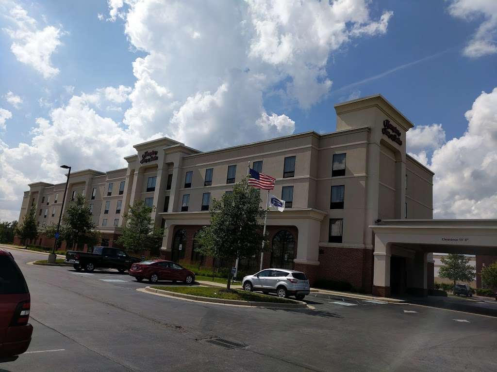 Hampton Inn & Suites Indianapolis-Airport | 9020 Hatfield Dr, Indianapolis, IN 46231 | Phone: (317) 856-1000