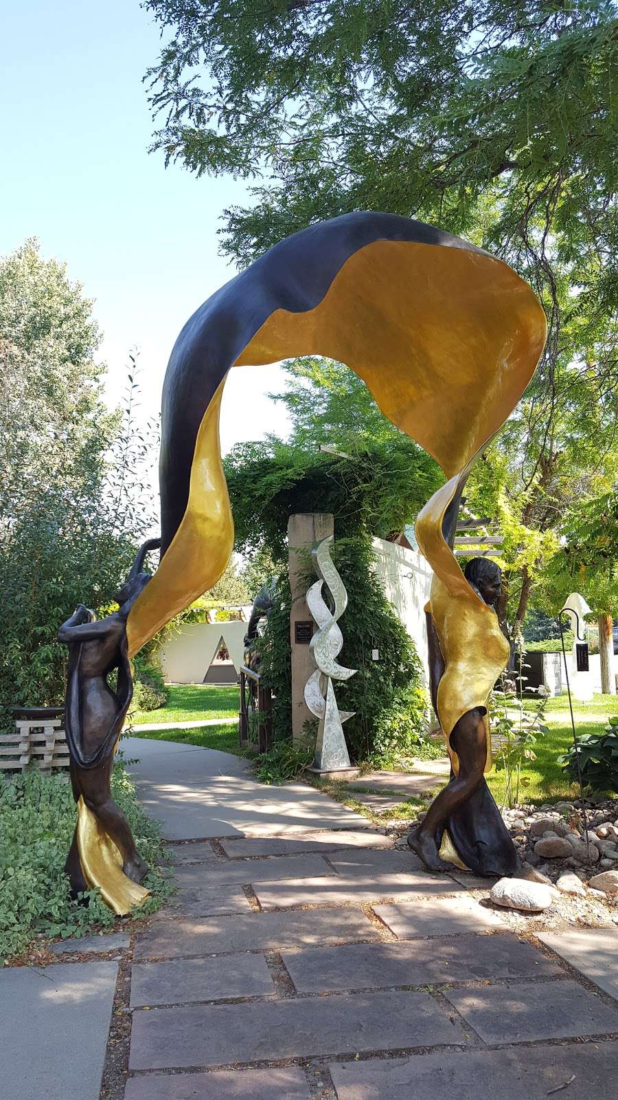 Columbine Gallery and the National Sculptors Guild | 2683 N Taft Ave, Loveland, CO 80538, USA | Phone: (970) 667-2015