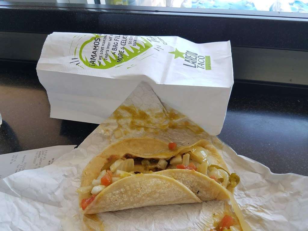 Laredo Taco | 22405 Flagstaff Plaza, Ashburn, VA 20148, USA | Phone: (703) 858-5397