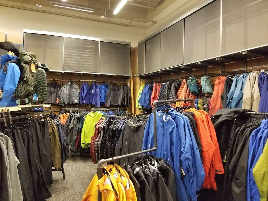 REI | 49 Fitzgerald Street, Yonkers, NY 10710, USA | Phone: (914) 410-9500