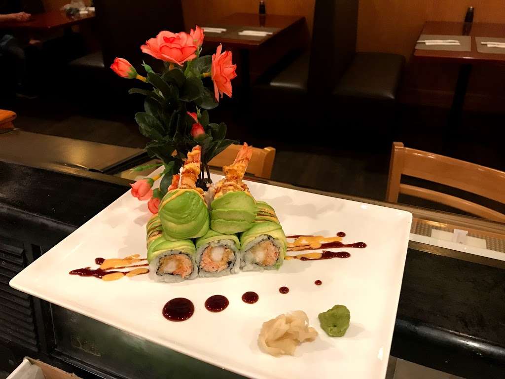 Sakana sushi | Monroe, CT 06468 | Phone: (203) 452-8220