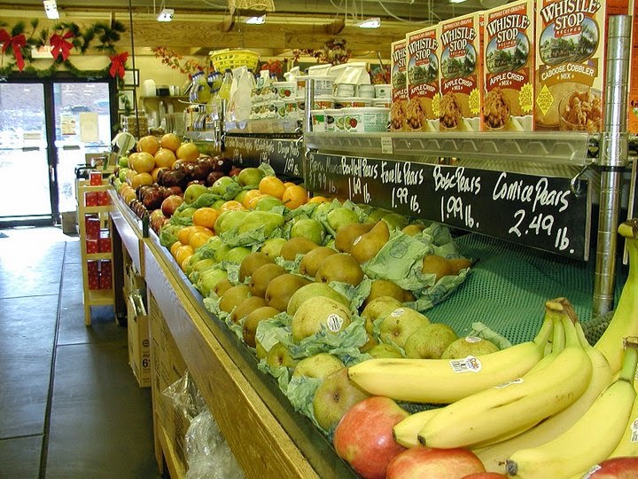 Pauls Fruit Market | 3704 Taylorsville Rd, Louisville, KY 40220, USA | Phone: (502) 456-4750