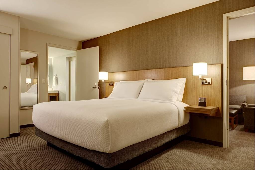 Hyatt Place Madison / Verona | 846 Liberty Dr, Verona, WI 53593 | Phone: (608) 497-3223