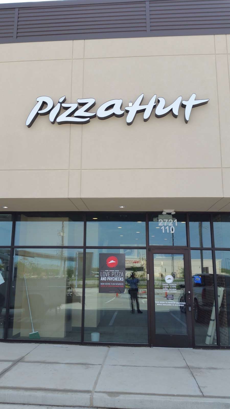 Pizza Hut | 2721 FM 1463 Suite 110, Katy, TX 77494, USA | Phone: (281) 574-1122