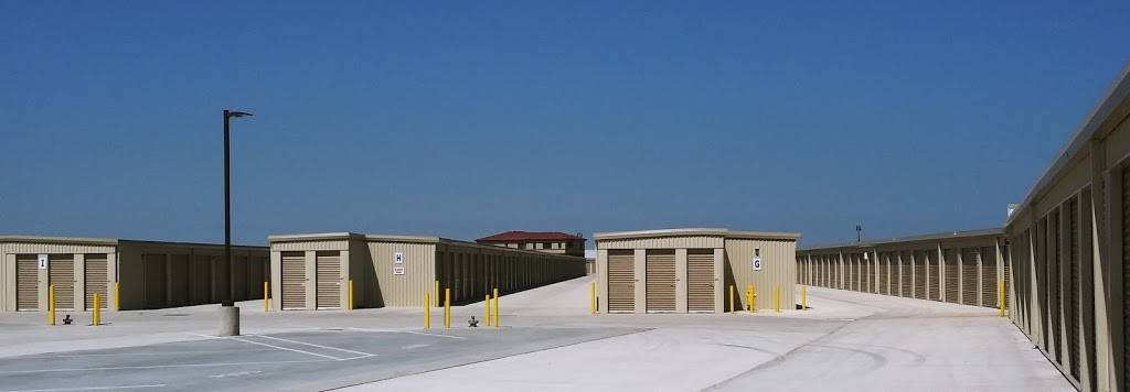 Golden Valley Storage | 16000 Golden Valley Pkwy, Lathrop, CA 95330 | Phone: (916) 249-5196