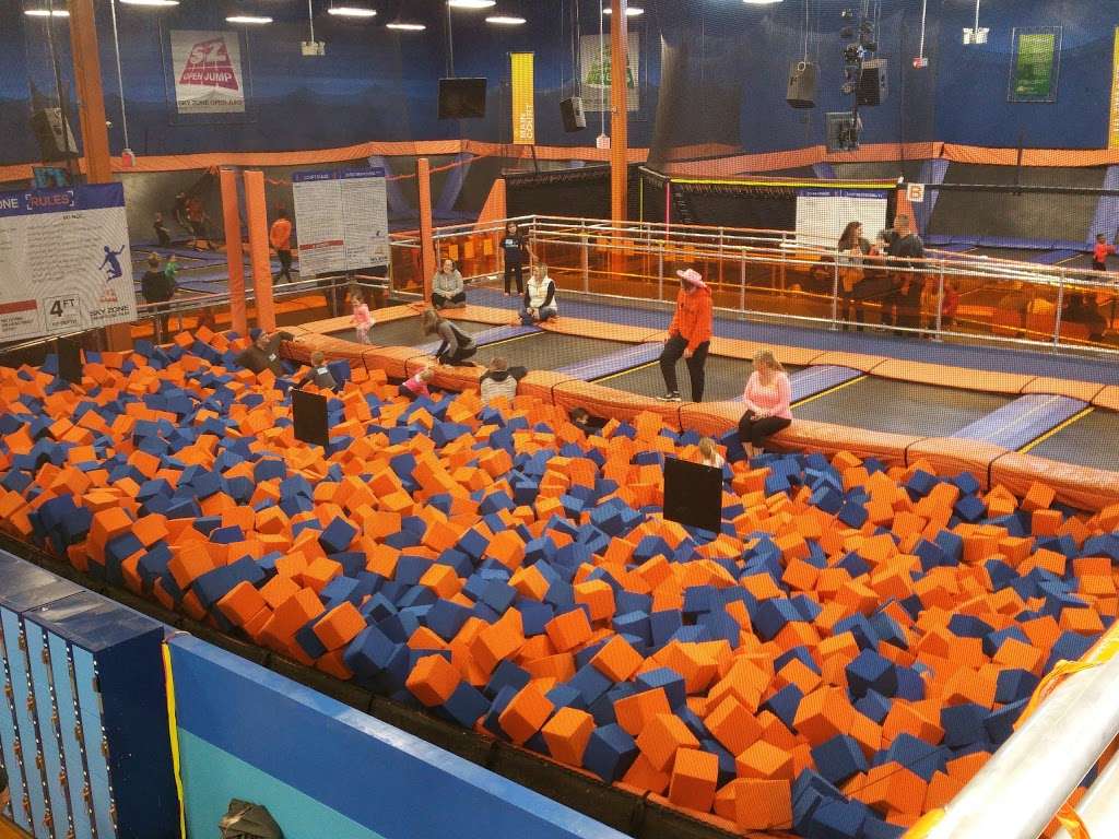 Sky Zone Trampoline Park | 1001 New Hampshire Ave, Lakewood Township, NJ 08701 | Phone: (609) 398-4759