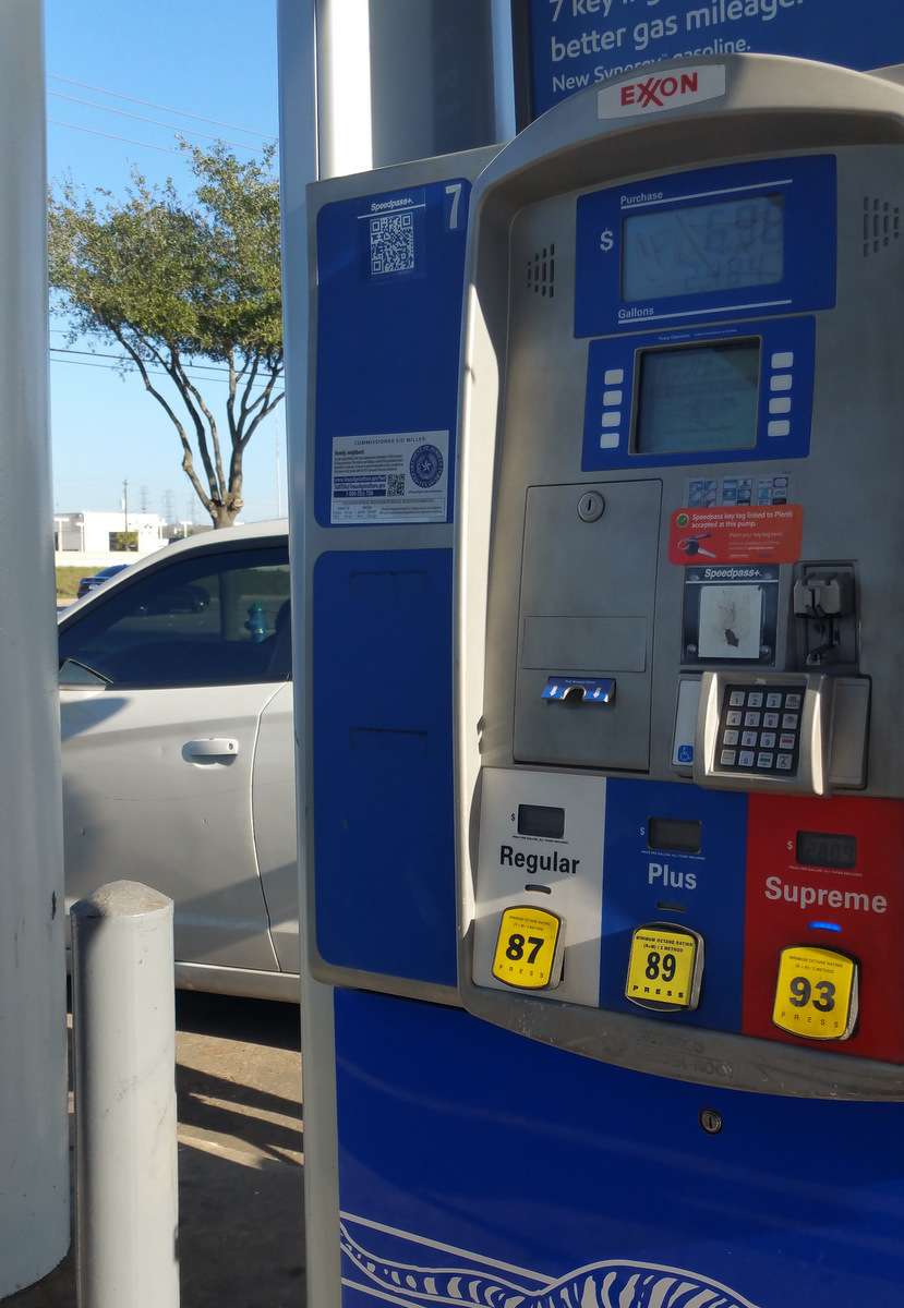 Exxon | 14300 Gulf Fwy, Houston, TX 77034, USA | Phone: (281) 484-0909