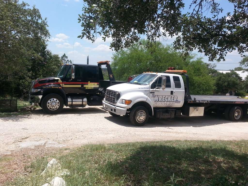 The Wrecker Man Towing & Repair | 7977 Old Bastrop Rd Lot 3, New Braunfels, TX 78130, USA | Phone: (210) 334-1193