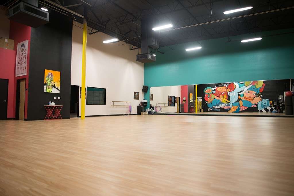 The StuDANCE LAB | 1050 N Fairway Dr G101, Avondale, AZ 85323, USA | Phone: (623) 932-1505