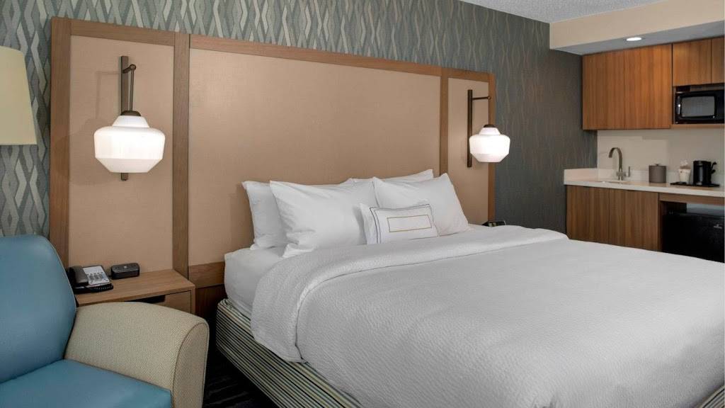 Fairfield Inn & Suites by Marriott Virginia Beach Oceanfront | 1901 Atlantic Ave, Virginia Beach, VA 23451, USA | Phone: (757) 422-4885