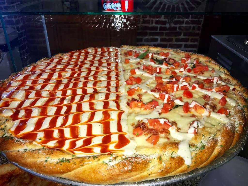 Parma Pizza & Grill | 301 Main St, Landisville, PA 17538, USA | Phone: (717) 898-3707