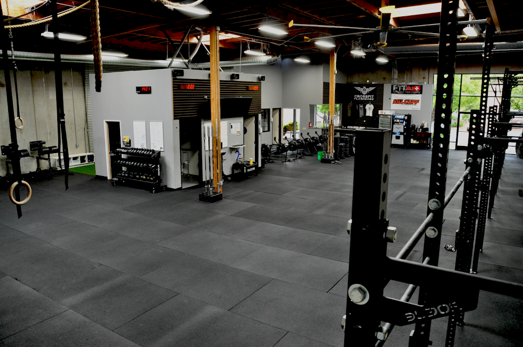 CrossFit Flashbang | 9303 Bond Ave, El Cajon, CA 92021, USA | Phone: (619) 807-3391