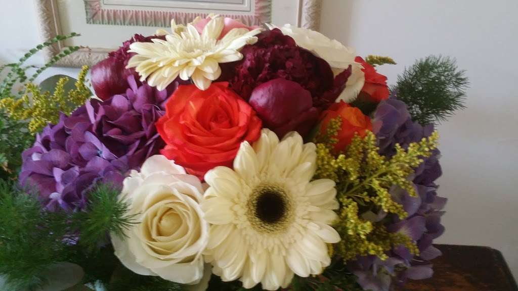 Haworth Flower Shop | 310 St Nicholas Ave, Haworth, NJ 07641, USA | Phone: (201) 385-5100