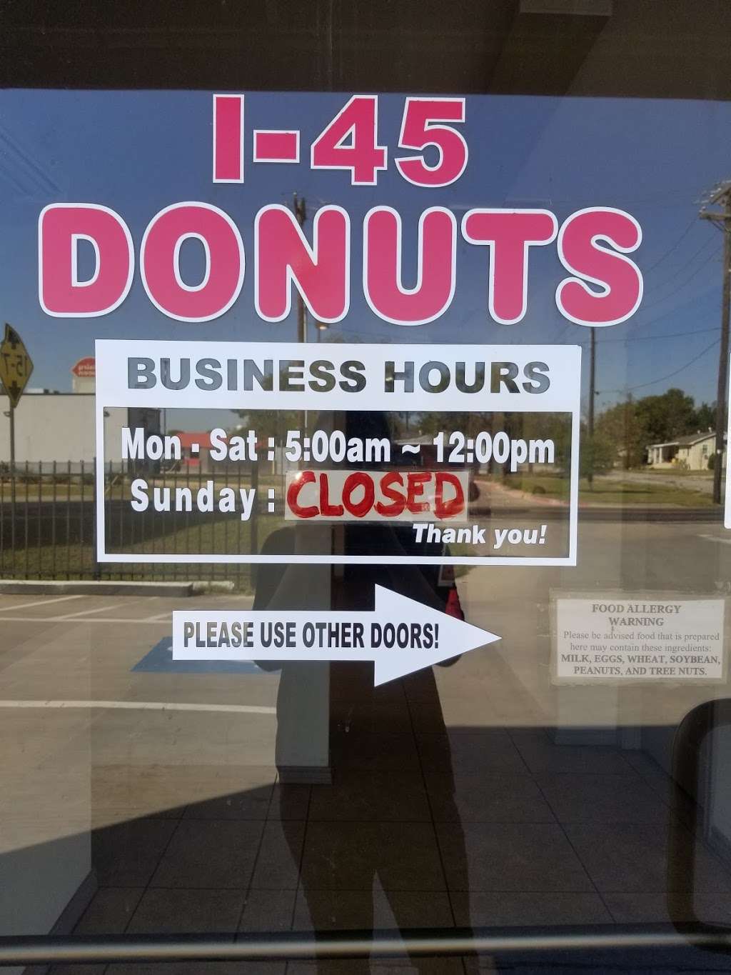 I-45 Donuts | 502 E 8th St, Ferris, TX 75125, USA | Phone: (469) 373-4689