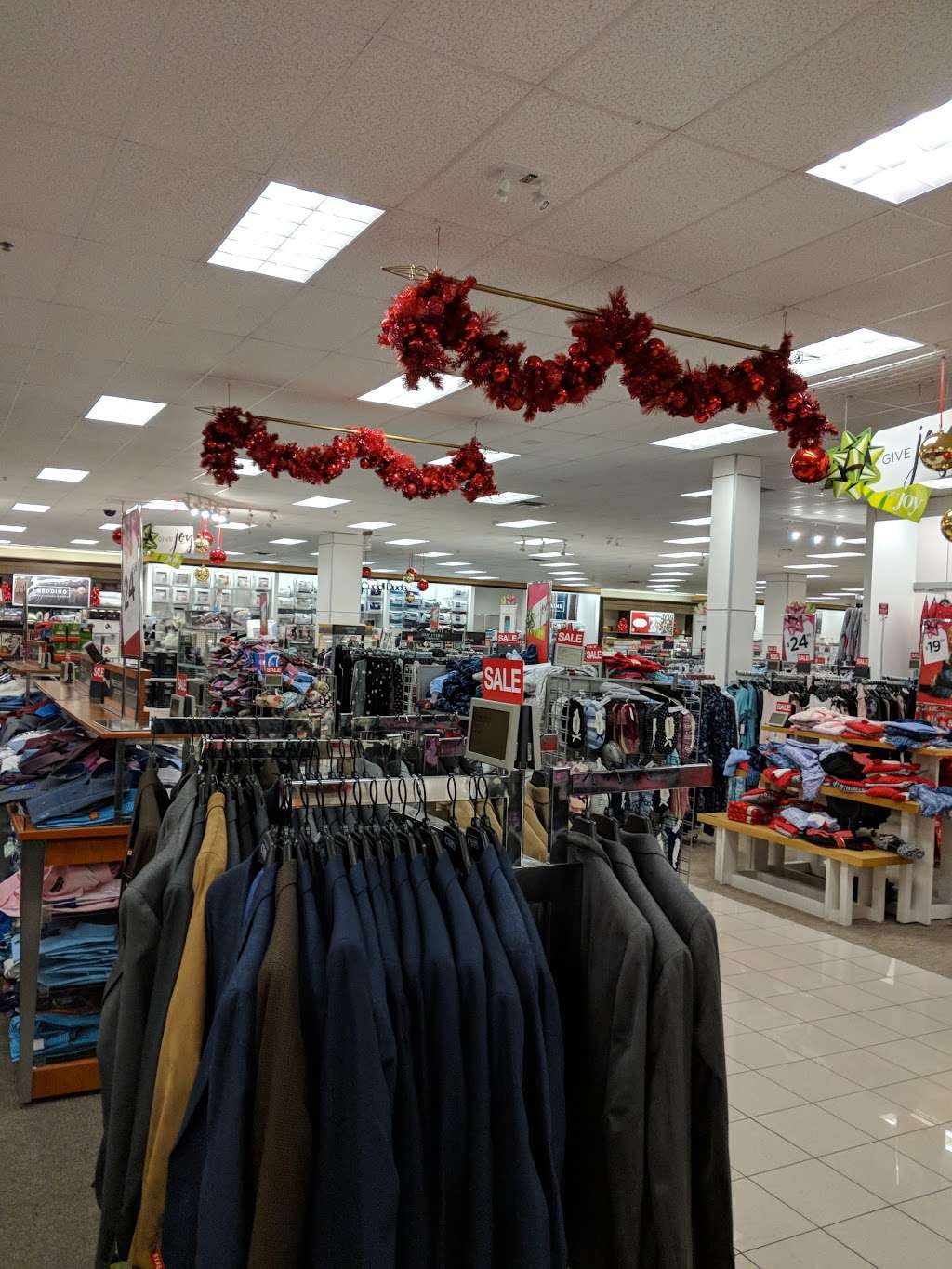 JCPenney | 1950 Prairie Center Pkwy, Brighton, CO 80601, USA | Phone: (303) 219-9392