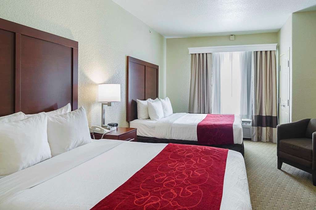 Quality Suites North IH 35 | 11526 I-35, San Antonio, TX 78233, USA | Phone: (210) 656-4600